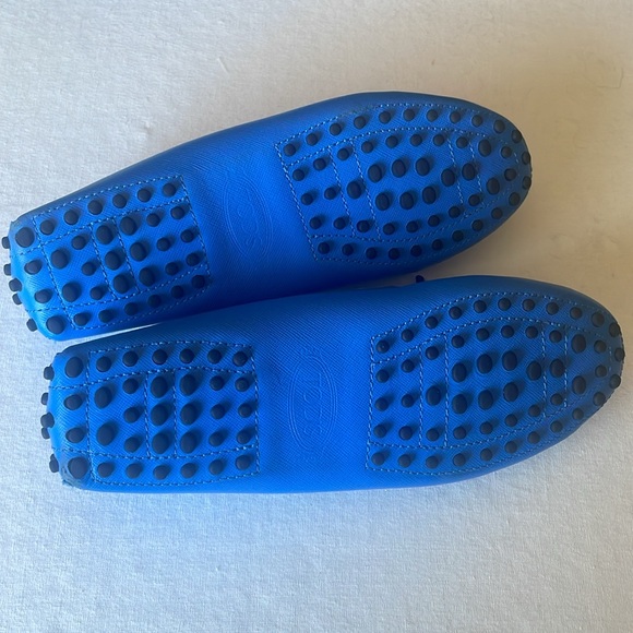 Tod’s Gommino Leather Driving Loafer Blue Size 7.5 Excellent condition - Picture 3 of 11